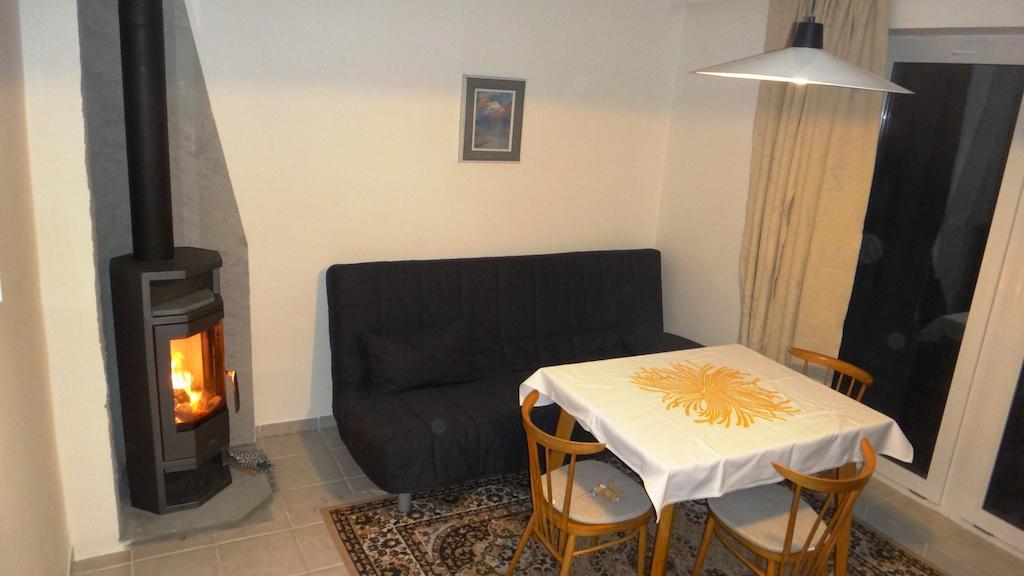 Villa Prazdninovy Dum - Pacl Červená Řečice Zimmer foto